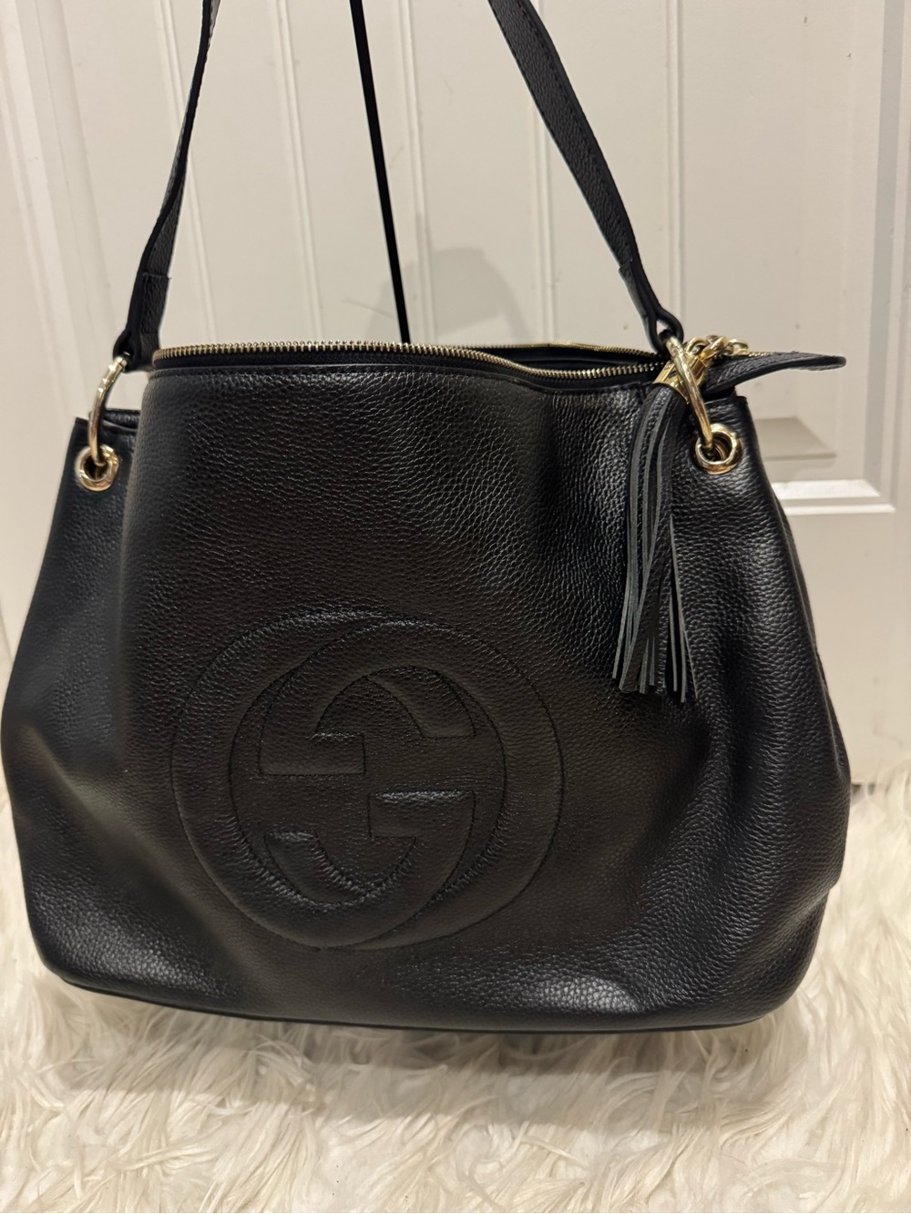 Gucci Black Leather Shoulder Bag with Tassel
